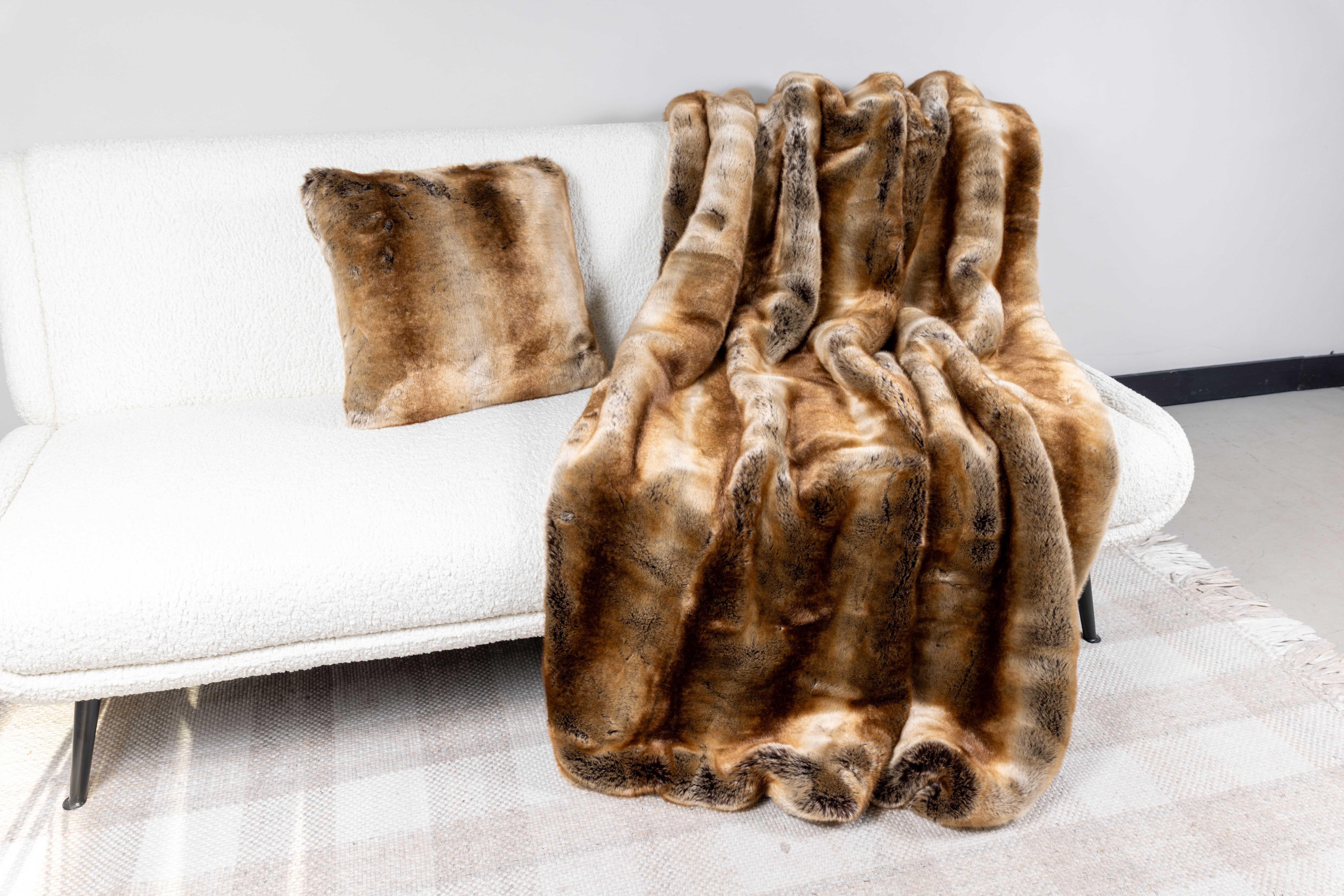 Kunstfellkissen Zobel Kunstfellkissen Zobel in der Farbe Braun - Star Home