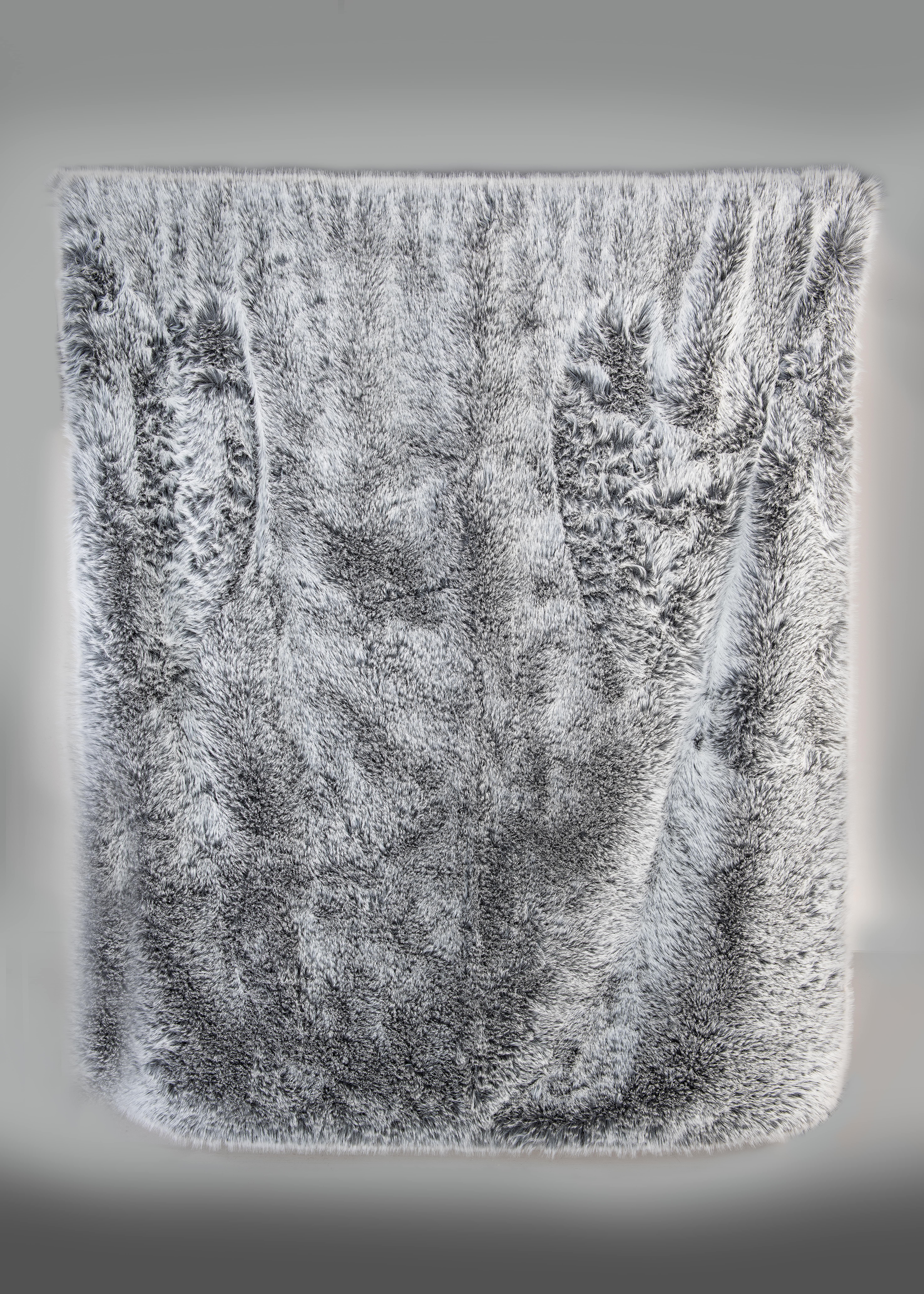 Kunstfelldecke Silber Wolf in Silber/Grau - Star Home Textil