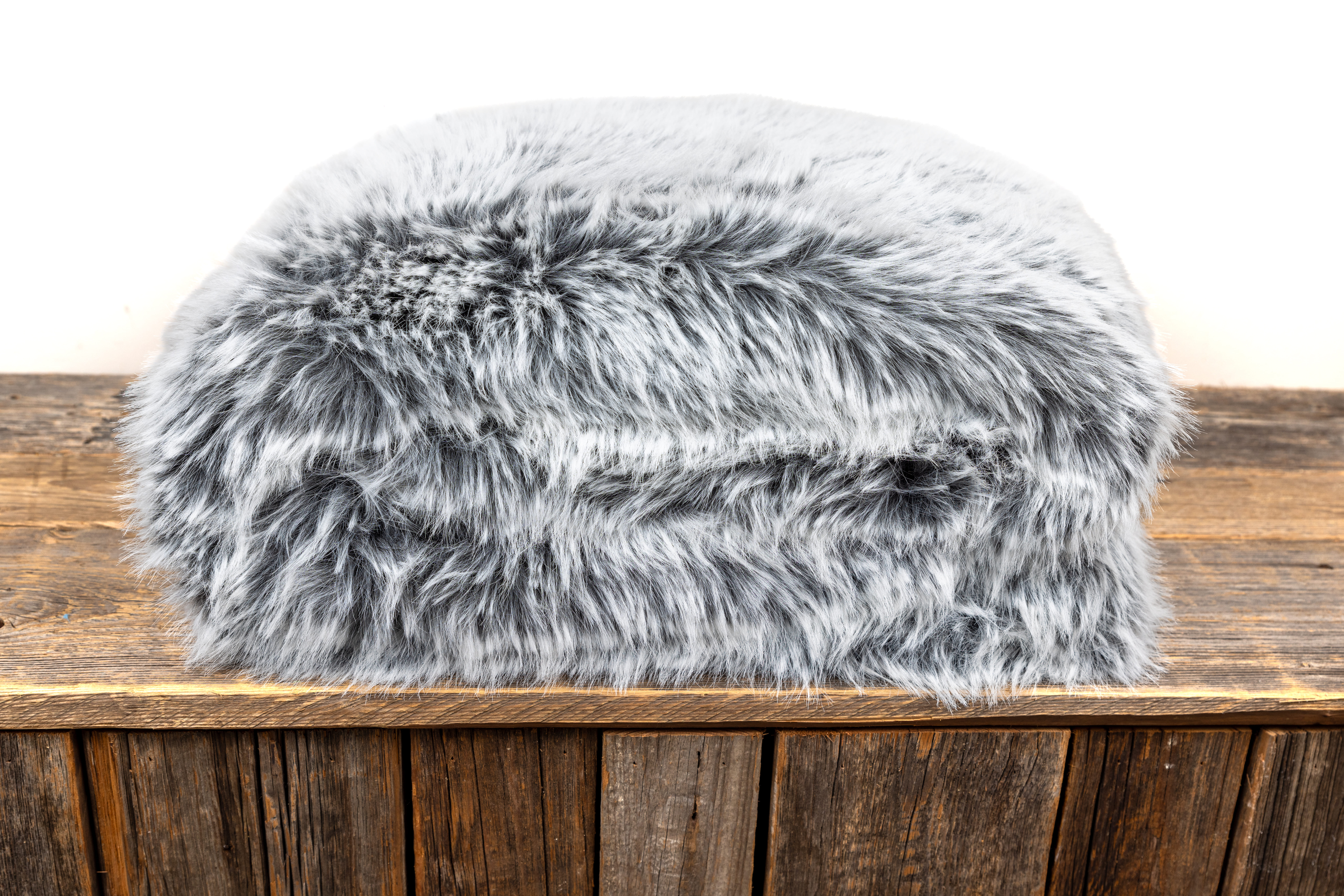 Kunstfelldecke Silber Wolf – Star Home Kunstfelldecke Silber Wolf in der Farbe Silber - Star Home Textil