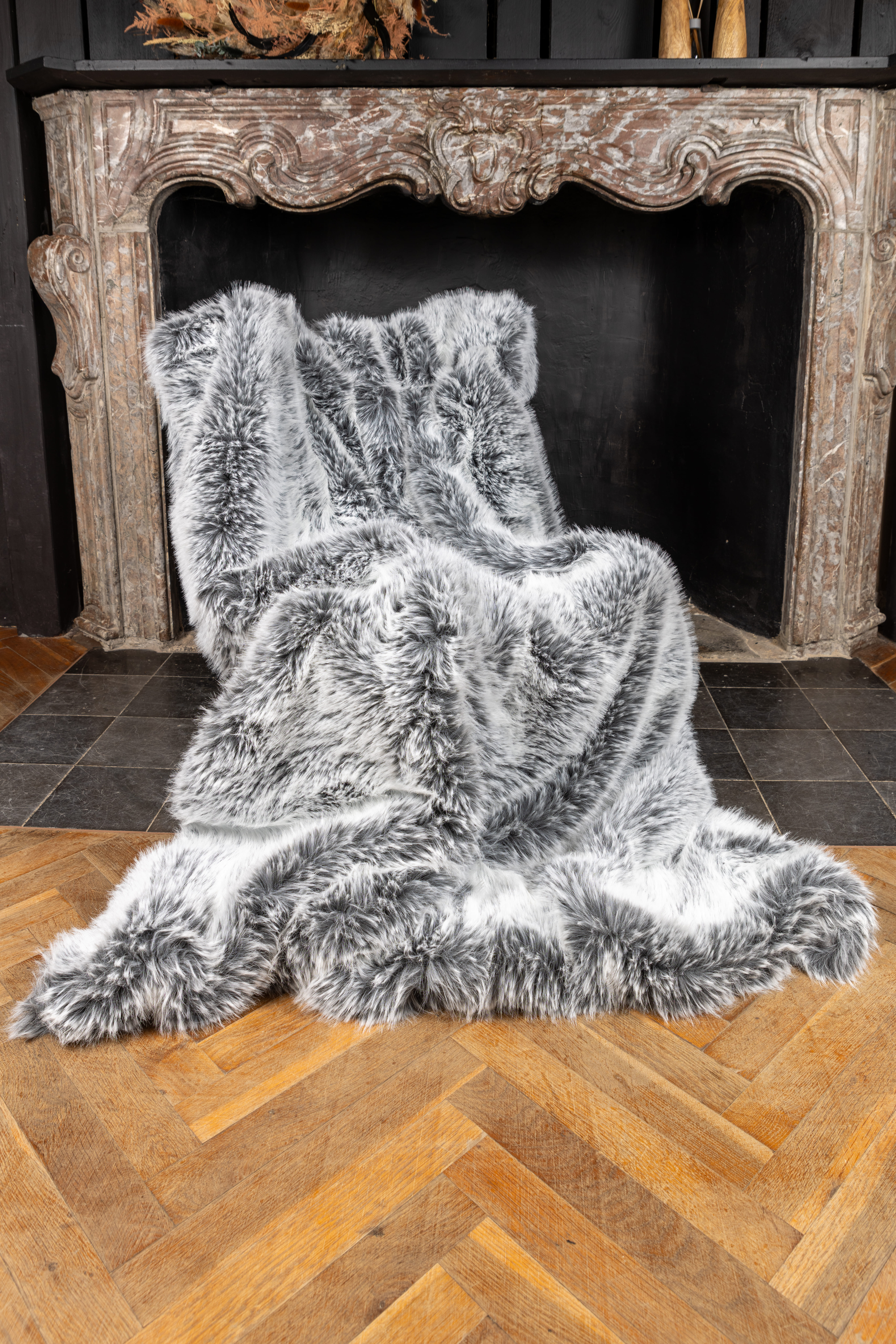 Kunstfelldecke Silber Wolf – Star Home Kunstfelldecke Silber Wolf in der Farbe Silber - Star Home Textil